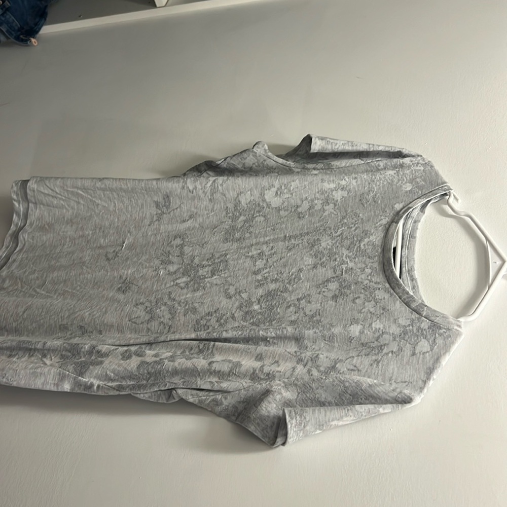 Grey/silver Vera wang shirt